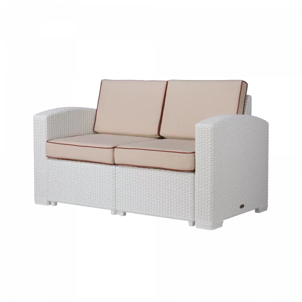 2370 LC blanco beige Experimenta la lujosa comodidad de nuestro sillón doble 2370-LC, hechos de polipropileno de alta densidad y fabricados en moldes especiales por lo cual no se deshilan ni oxidan.  Son faciles de armar y están disponibles con acogedores cojines de fibra de polipropileno en varios colores. Estas sillas son visualmente impresionantes e increíblemente cómodas. Regresar a Salas Lounge