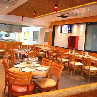 Mobiliario y Equipo para Restaurante - Mesas y Sillas para Restaurante - Grupo Reimse